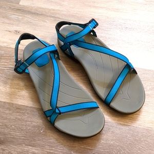 Teal Teva sandals 9
